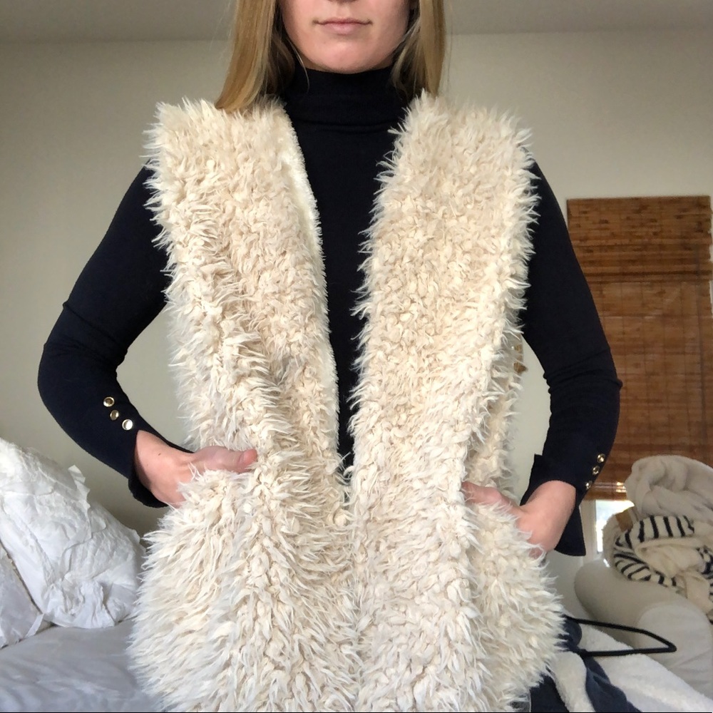Soft Cream vest